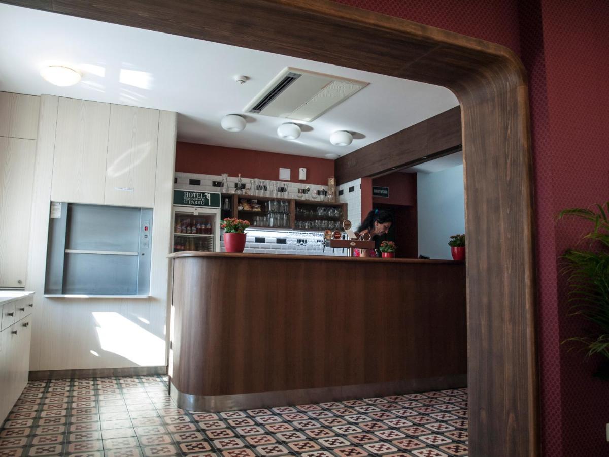Hotel U Parku Hořovice Zewnętrze zdjęcie