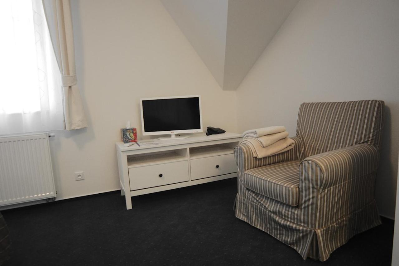 Hotel U Parku Hořovice Zewnętrze zdjęcie